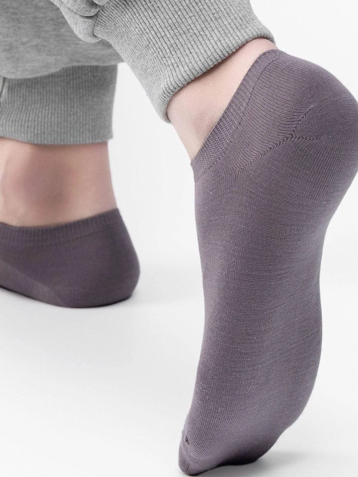 3-Pack Silk Low-Cut Ankle Socks-Men