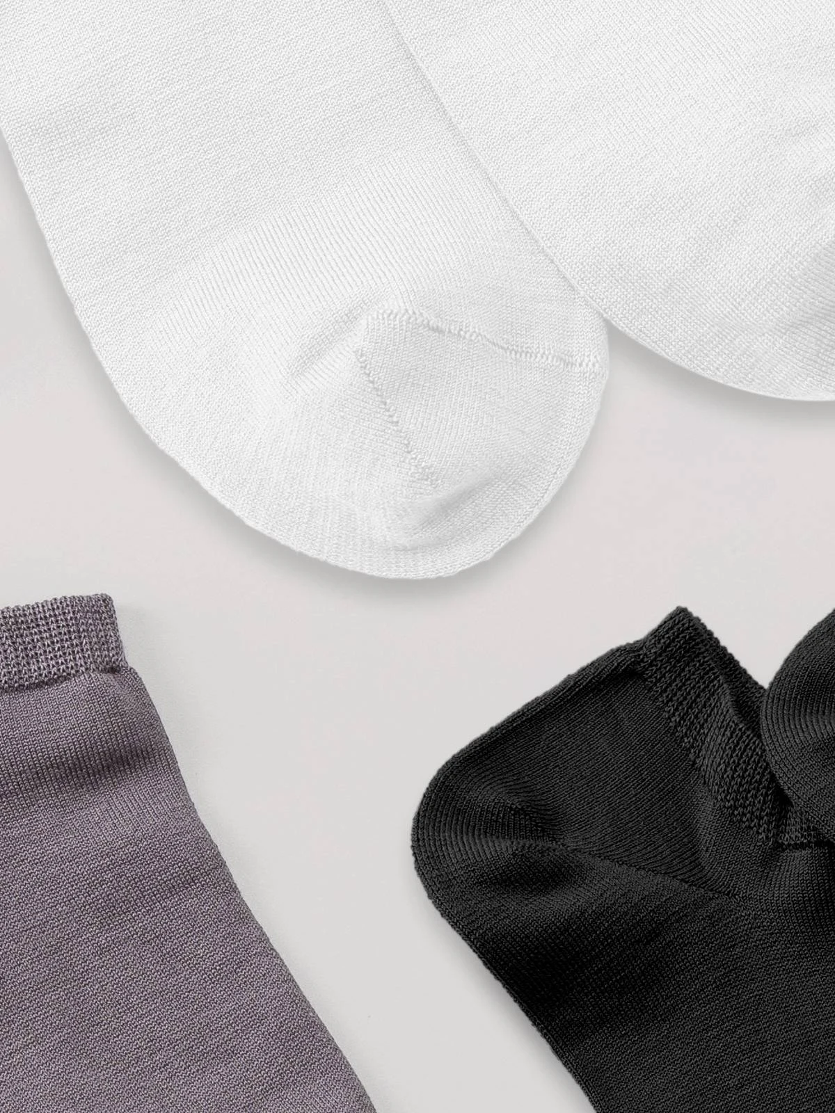 3-Pack Silk Low-Cut Ankle Socks-Men