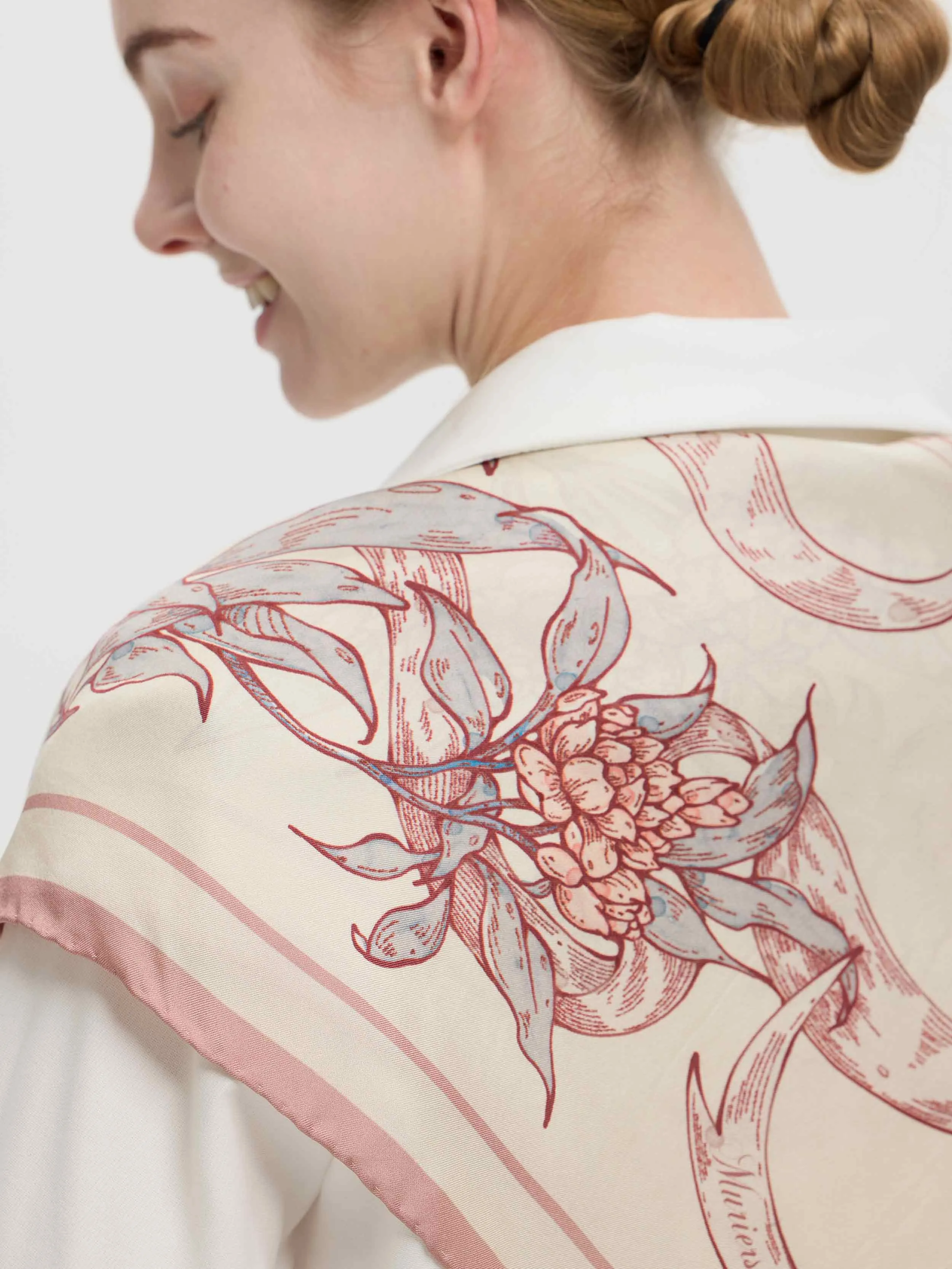 ''Rosa Banksiae''Silk Twill Scarf-Cream/Rose