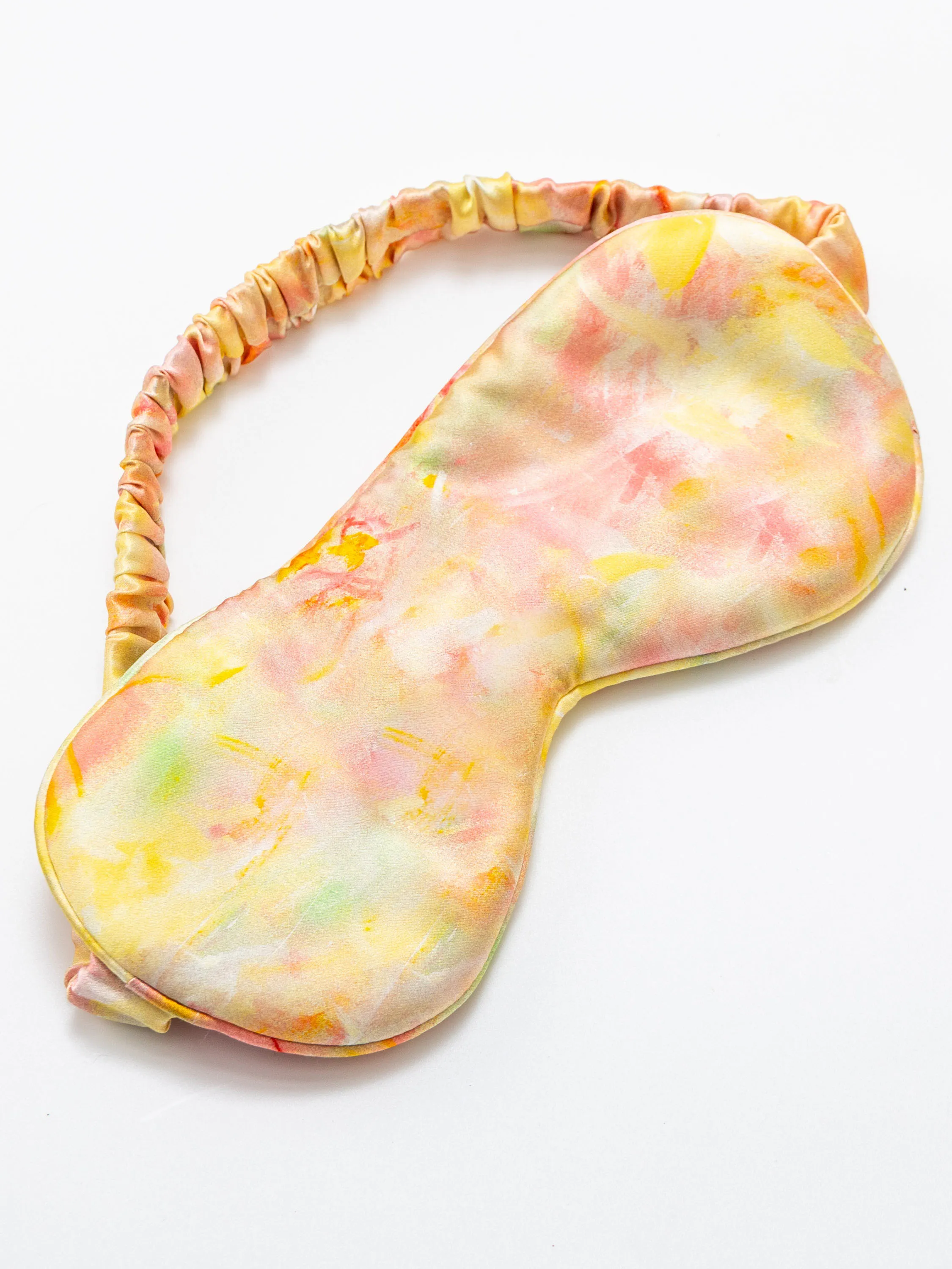 "Morning Mist" Silk Eye Mask & Scrunchie Set - Peach/Pastel