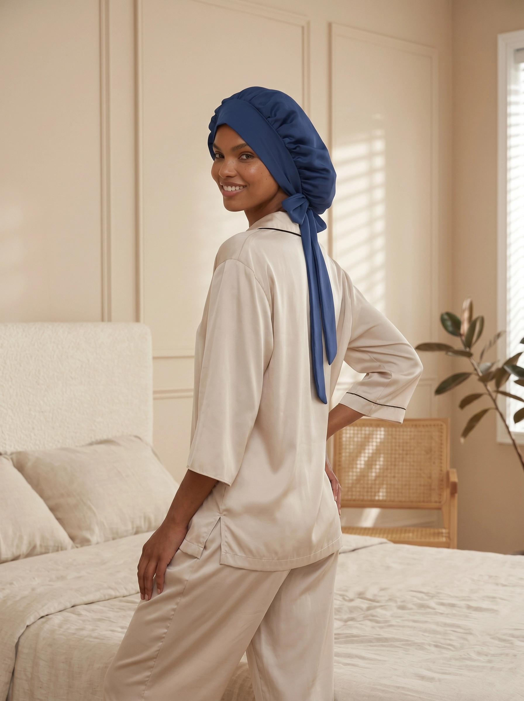 Long-Tie Silk Bonnet - 'BowTie'